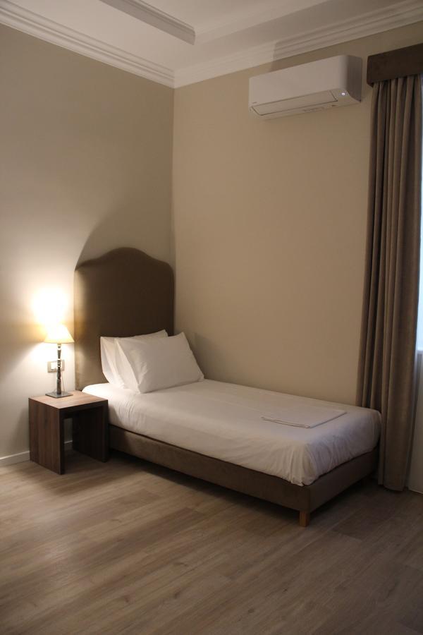 Hotel Hermes Тирана Экстерьер фото