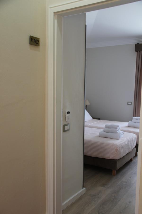 Hotel Hermes Тирана Экстерьер фото
