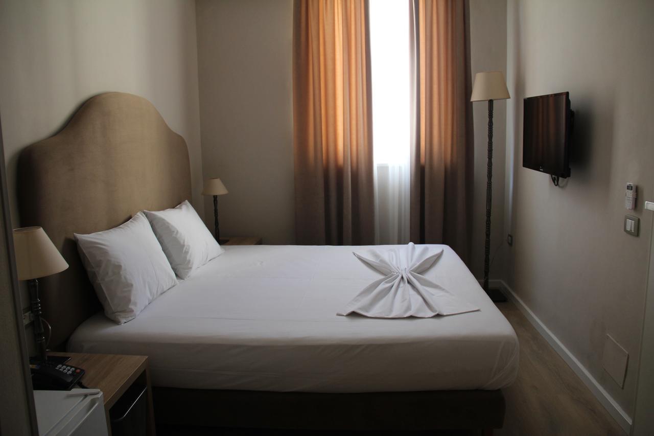 Hotel Hermes Тирана Экстерьер фото